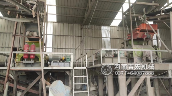 石英砂破碎工藝升級：液壓對輥破碎機如何實現高細度、低能耗生產？